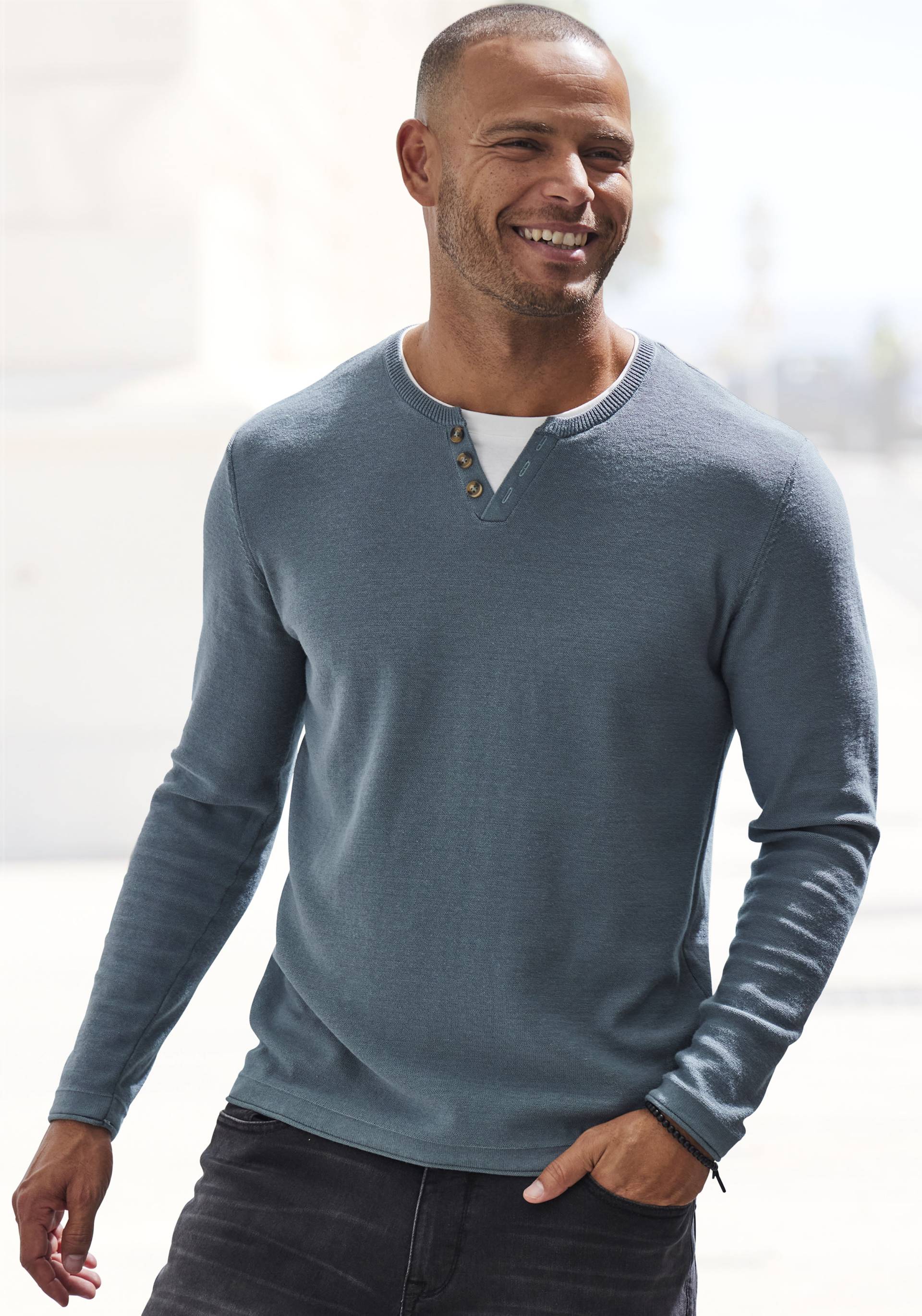 H.I.S Strickpullover, Pullover mit hochwertiger Halslochverarbeitung in double-layer Optik von H.I.S