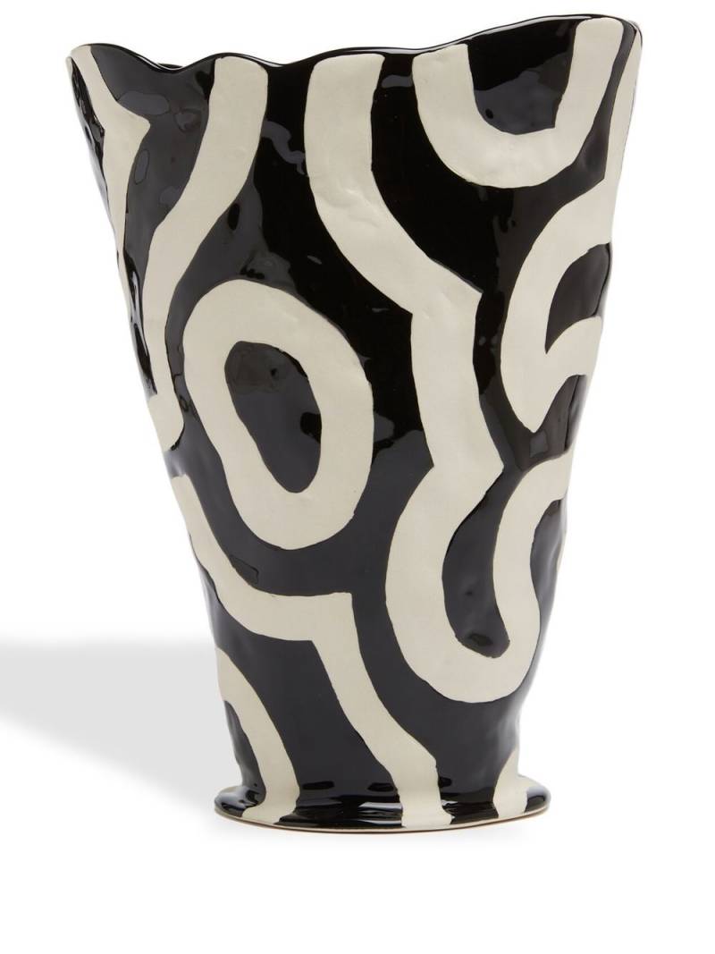 HAY Shadow monochrome vase (25cm) - Black von HAY