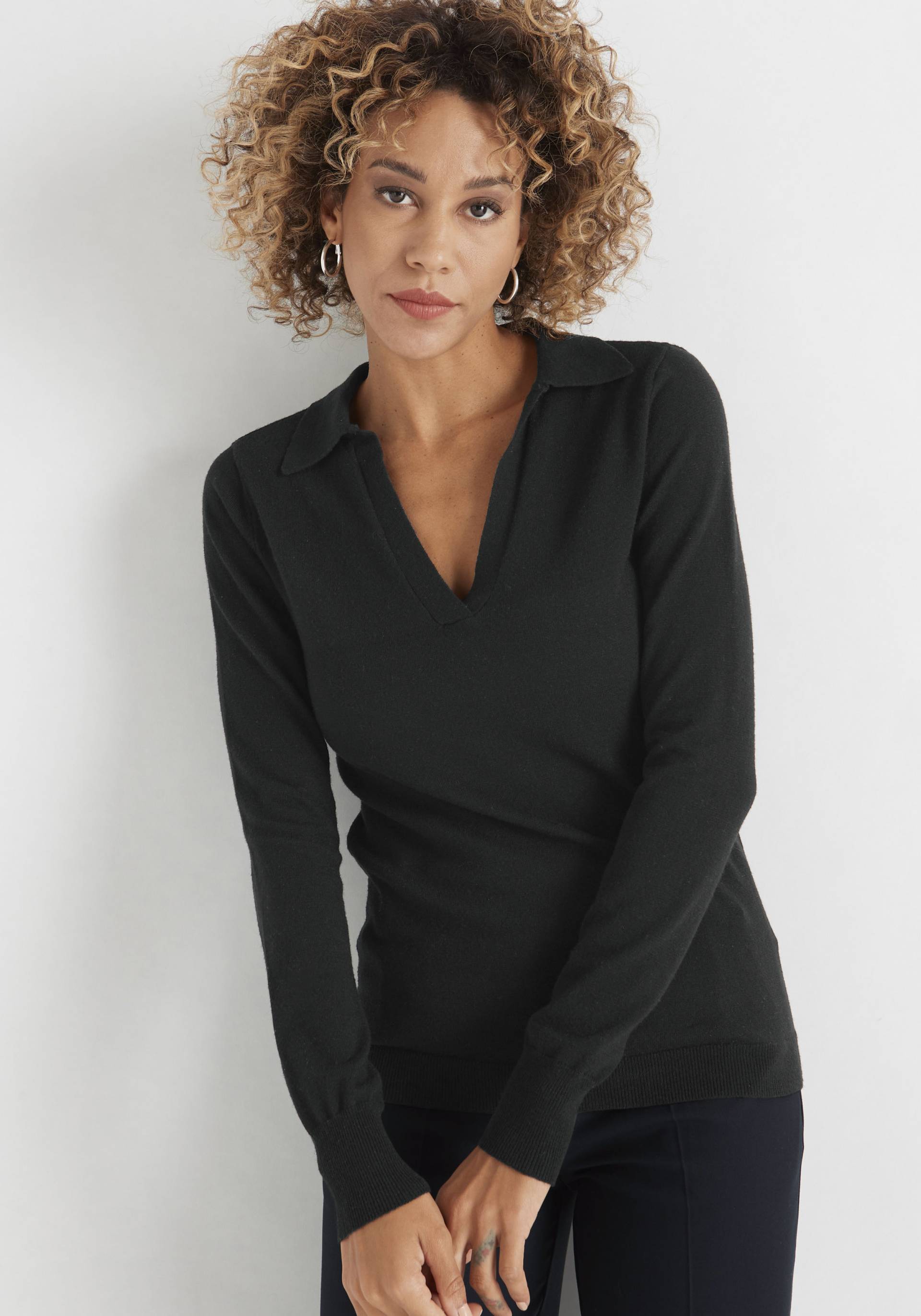 HECHTER PARIS Polokragenpullover, mit elegantem V-Ausschnitt HECHTER PARIS Polokragenpullover, mit elegantem V-Ausschnitt von HECHTER PARIS
