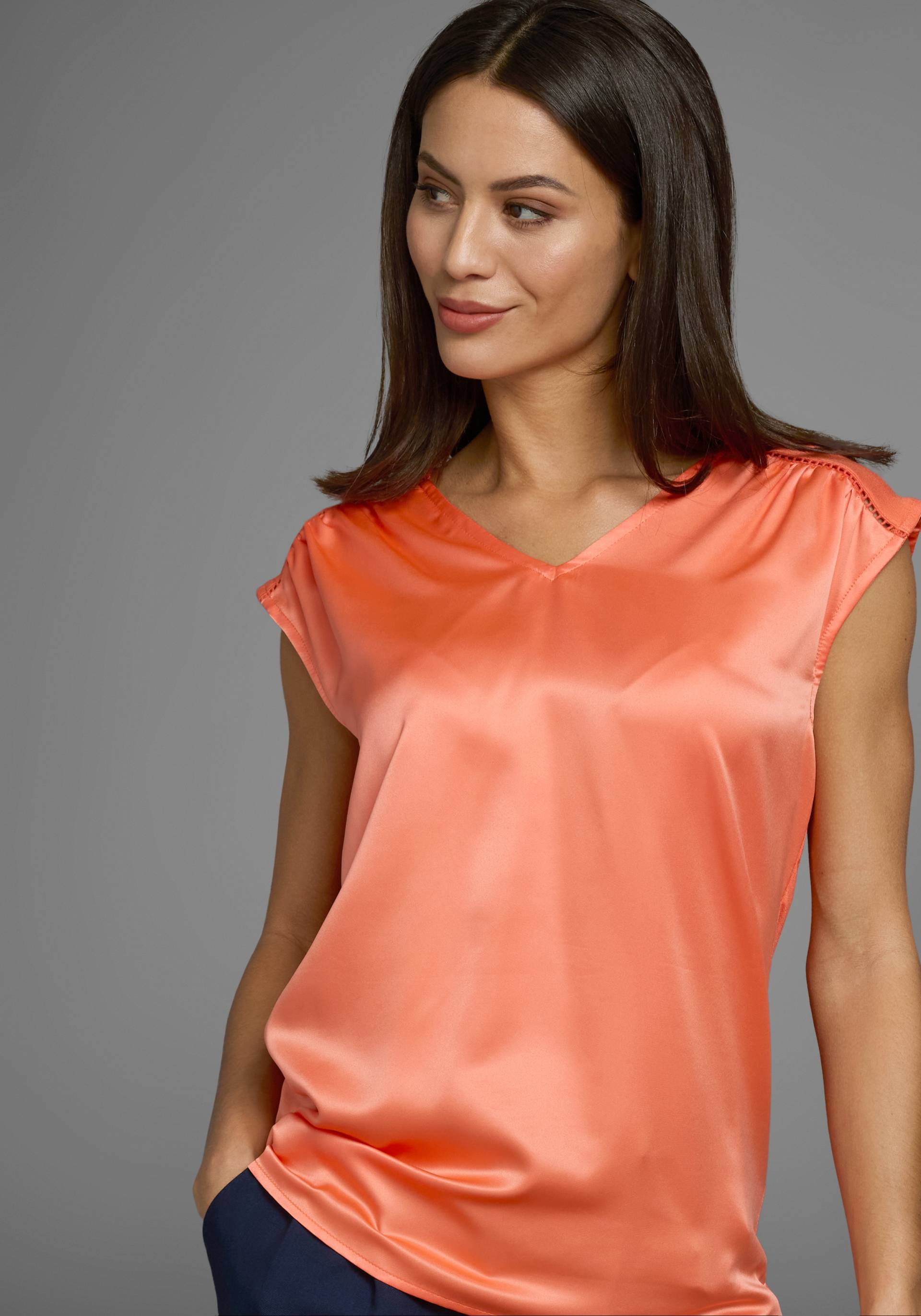 HECHTER PARIS Shirtbluse, mit Sitzendetail - NEUE KOLLEKTION von HECHTER PARIS