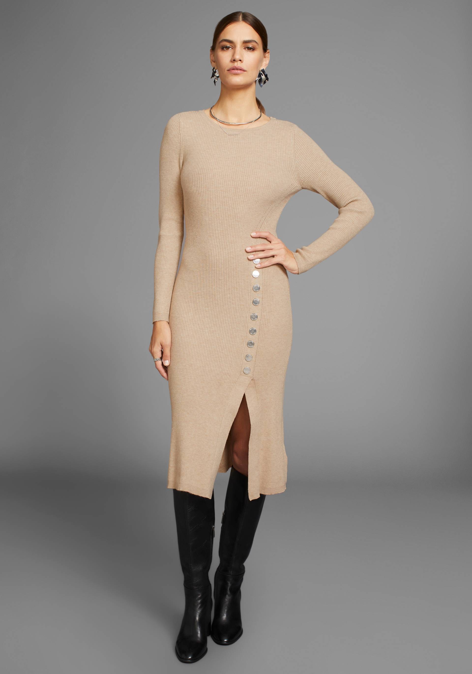 HECHTER PARIS Strickkleid, mit Zierknopfleiste - NEUE KOLLEKTION HECHTER PARIS Strickkleid, mit Zierknopfleiste - NEUE KOLLEKTION von HECHTER PARIS
