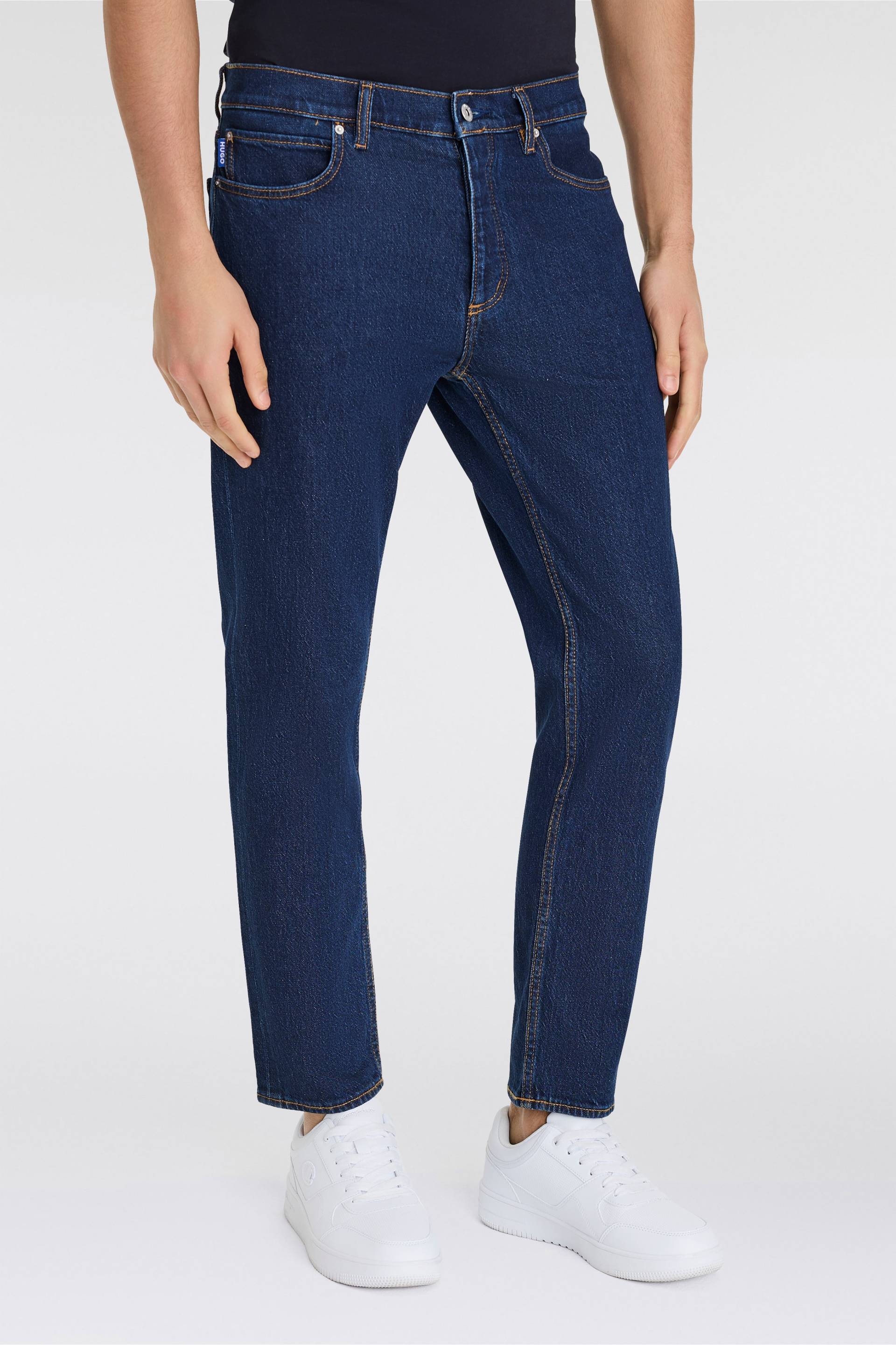 HUGO Blue Tapered-fit-Jeans »Brody«, mit Stone-washed-Finish HUGO Blue Tapered-fit-Jeans »Brody«, mit Stone-washed-Finish von HUGO Blue