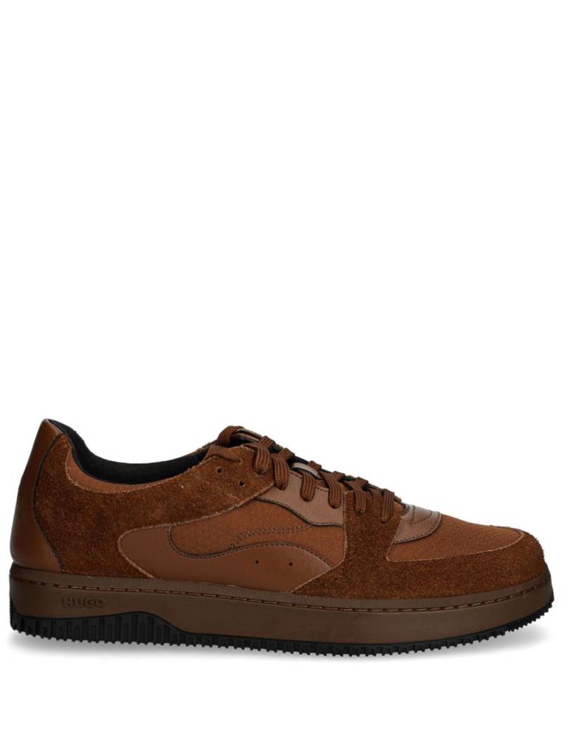 HUGO logo-patch low-top sneakers - Brown von HUGO