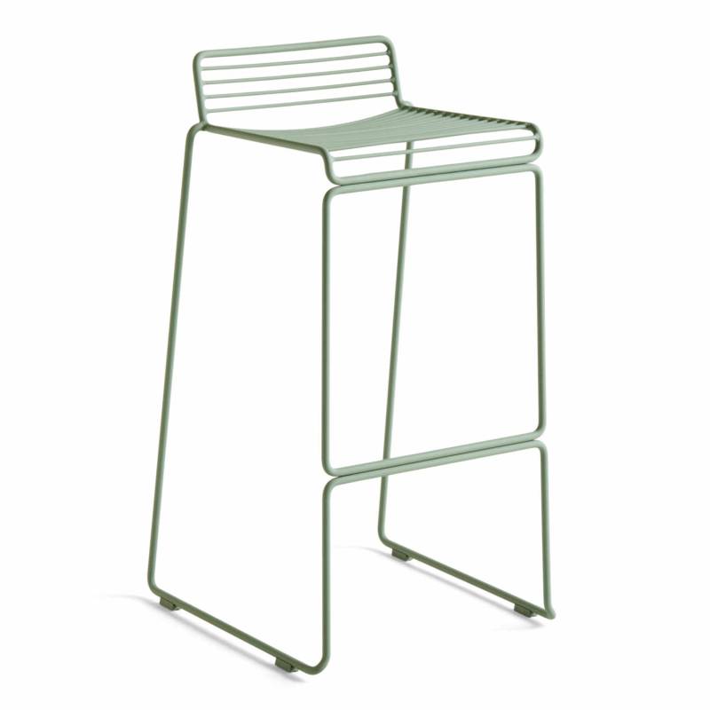 Hee Bar Stool High, Farbe fall grün pulverbeschichtet von Hay