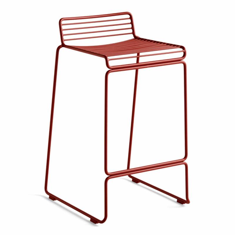 Hee Bar Stool Low, Farbe rost pulverbeschichtet von Hay