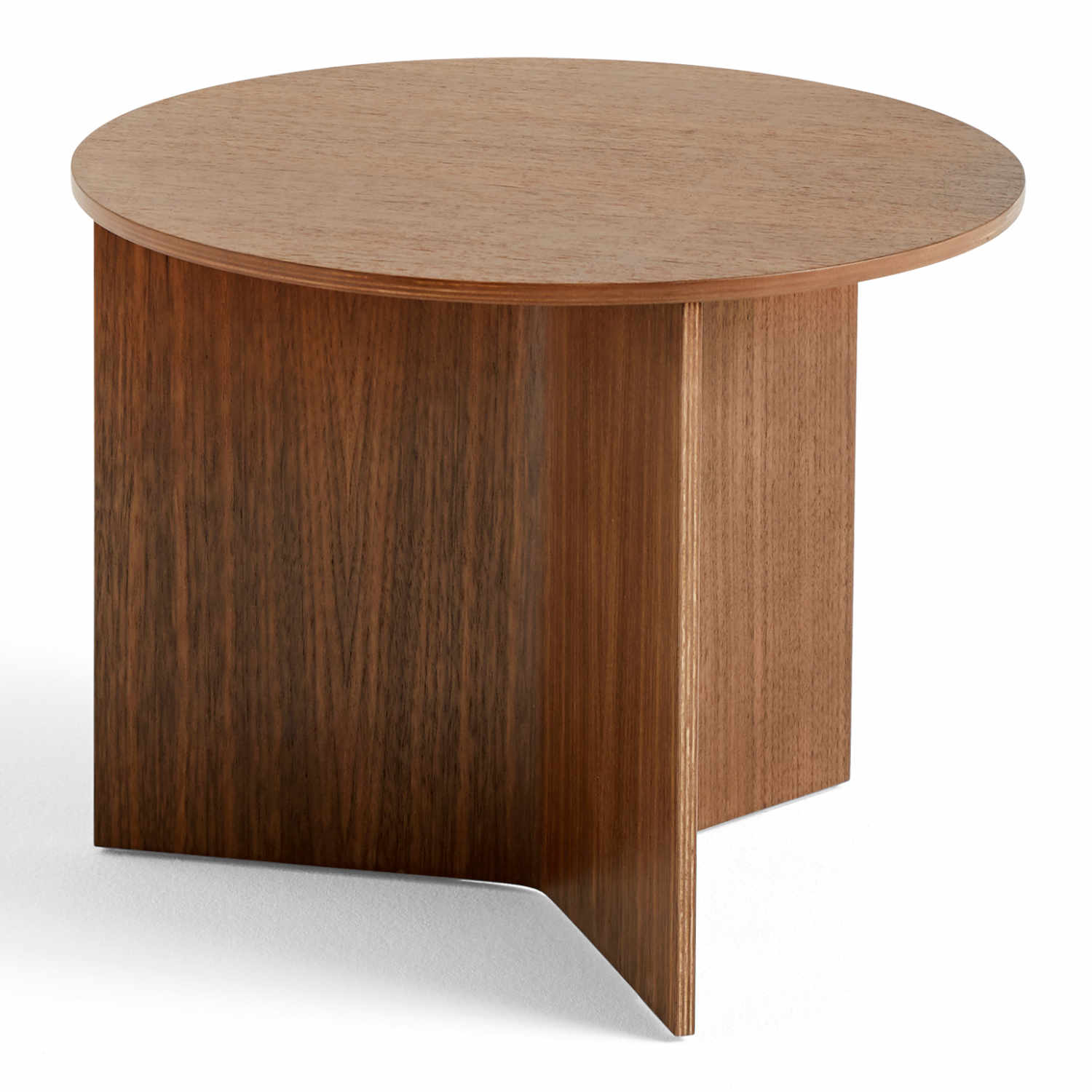 Slit Table Wood Round Beistelltisch, Ausführung walnuss wasserbasiert lackiert Slit Table Wood Round Beistelltisch, Ausführung walnuss wasserbasiert lackiert von Hay