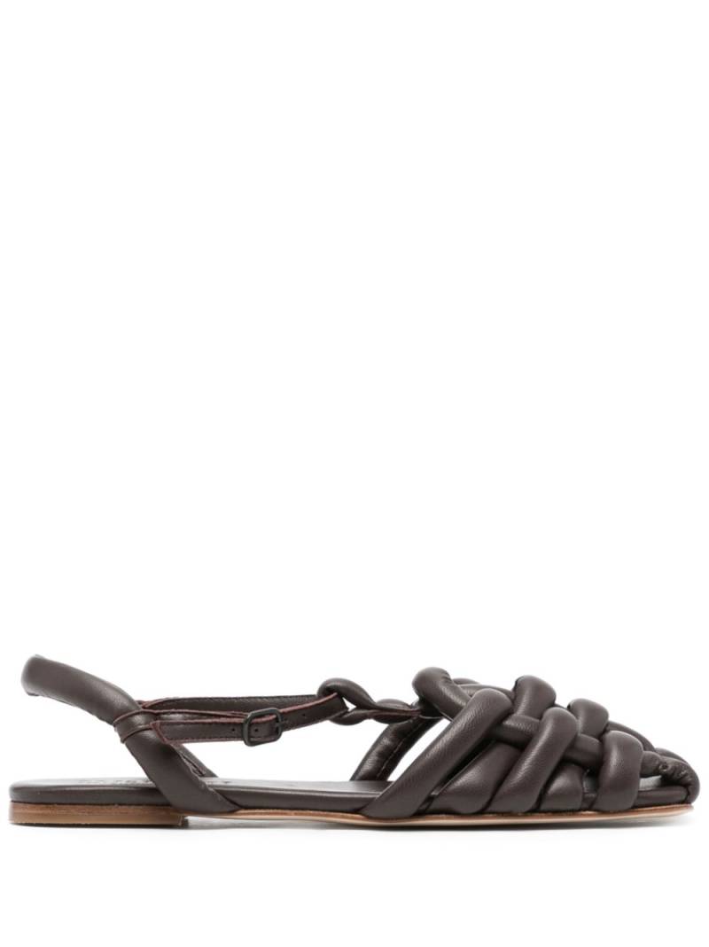 Hereu Cabersa pebbled leather sandals - Brown von Hereu