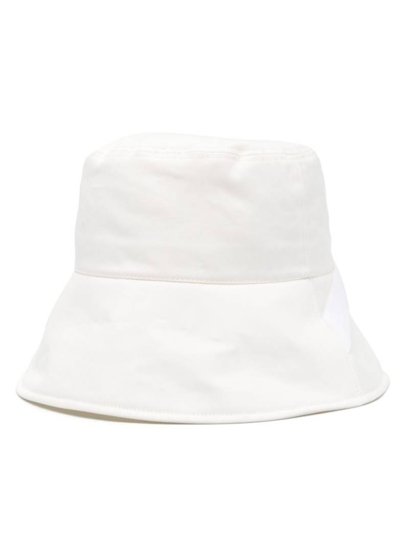 Herno logo-button bucket hat - White von Herno