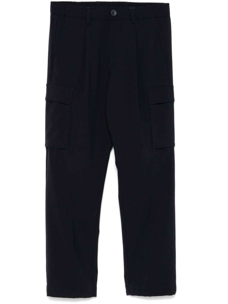 Herno pleat-detail tapered trousers - Blue von Herno