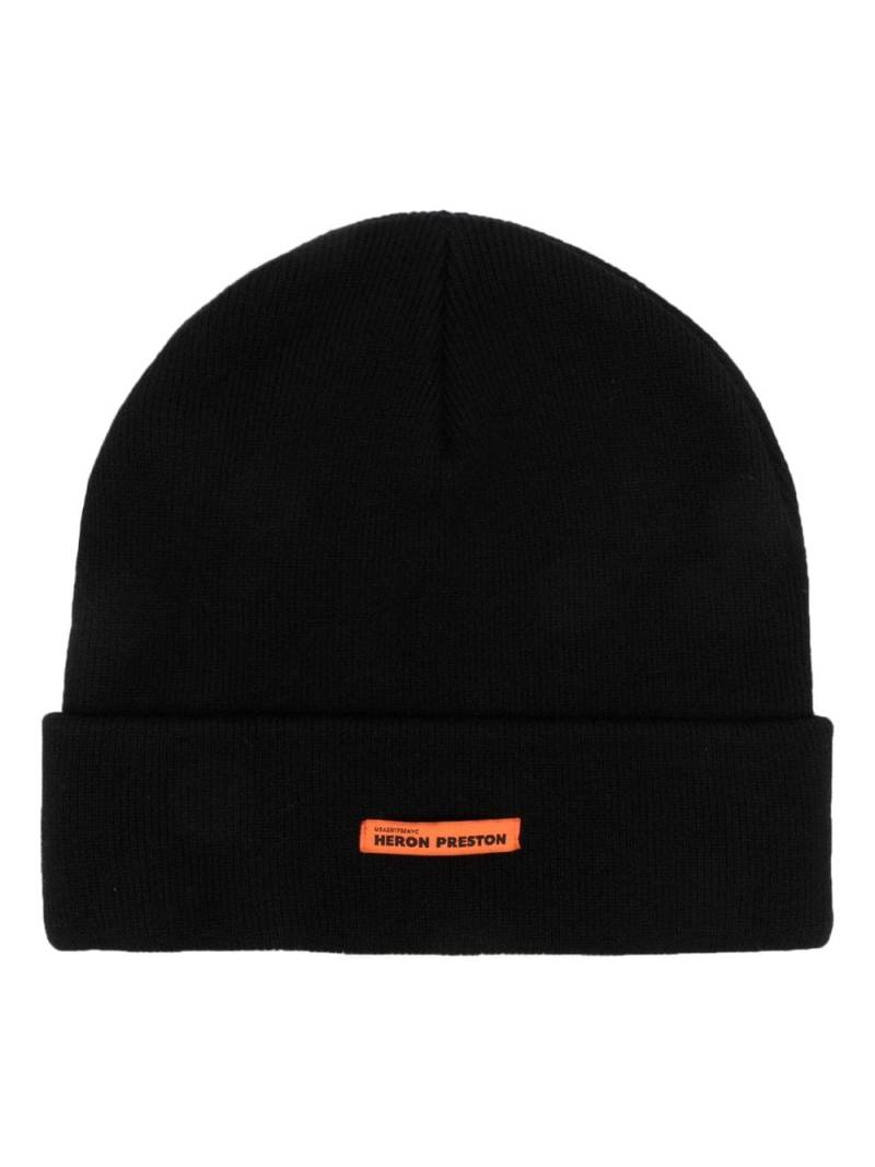 Heron Preston logo-tag wool beanie - Black von Heron Preston