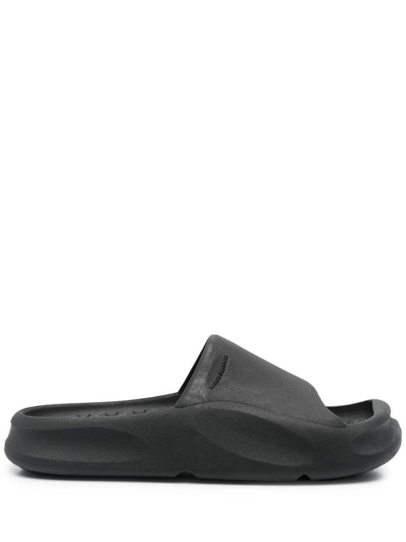 Heron Preston moulded open toe slides - Black von Heron Preston