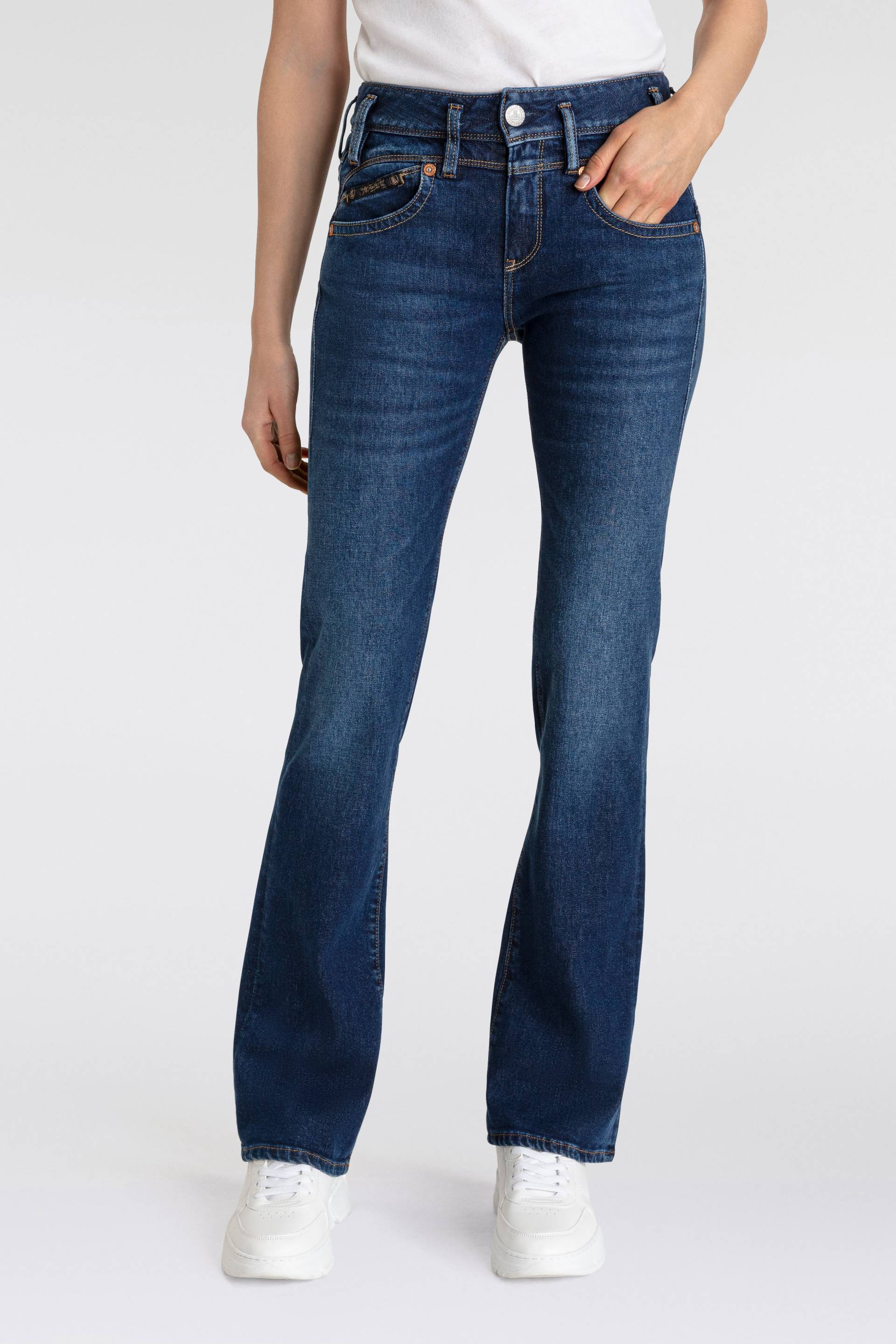 Herrlicher Bootcut-Jeans »Pearl Boot Recycled Denim«, mit markantem Bund von Herrlicher