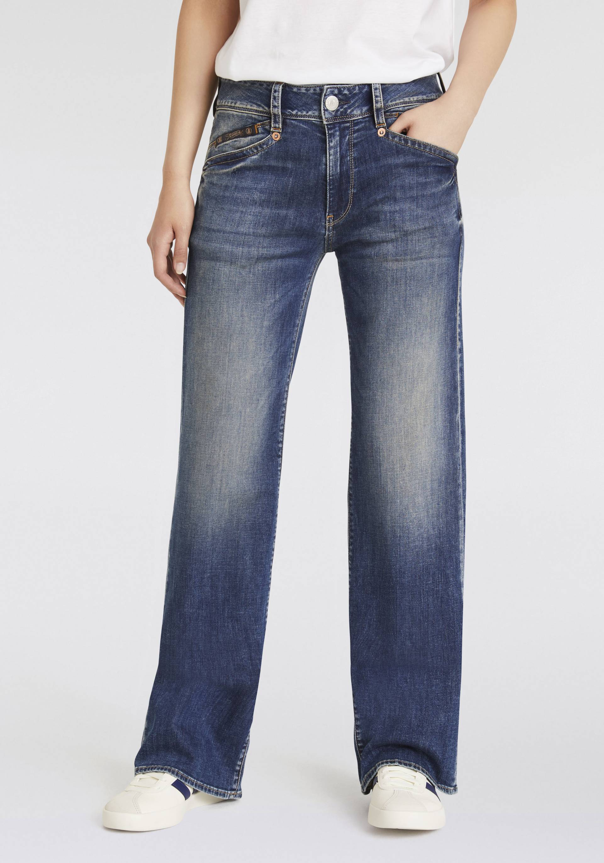 Herrlicher Bootcut-Jeans »Prime New Recycled Denim Light«, mit Stretch von Herrlicher