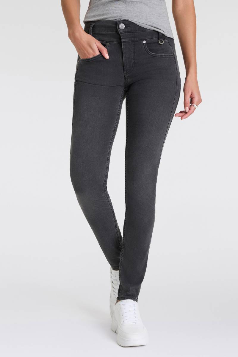 Herrlicher Skinny-fit-Jeans »Sharp Slim Reused Denim Black«, mit dekorativem Ring an der Gürtelschlaufe von Herrlicher