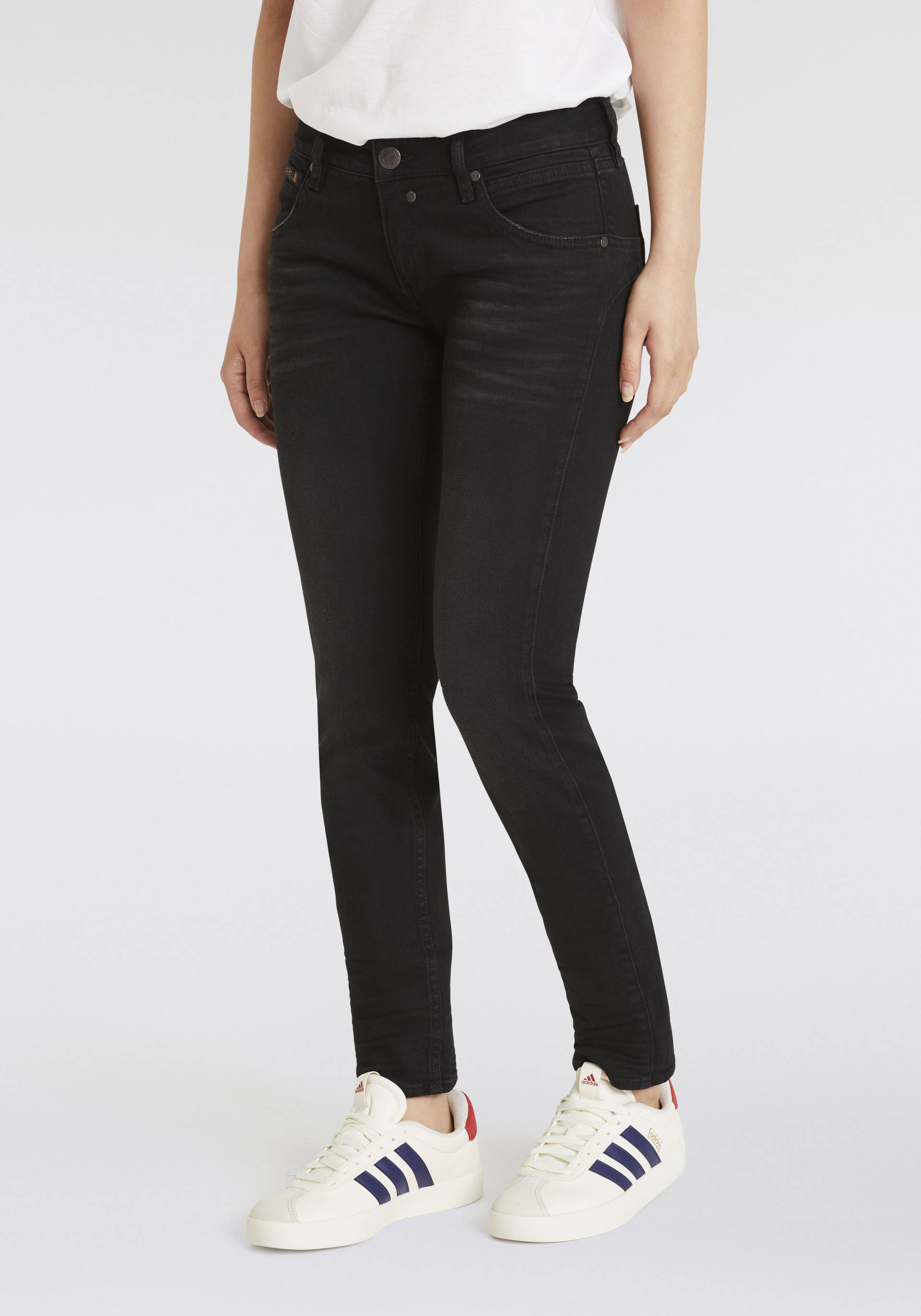 Herrlicher Slim-fit-Jeans »Touch Slim Recycled Denim Black Stretch«, im Five-Pocket Style von Herrlicher