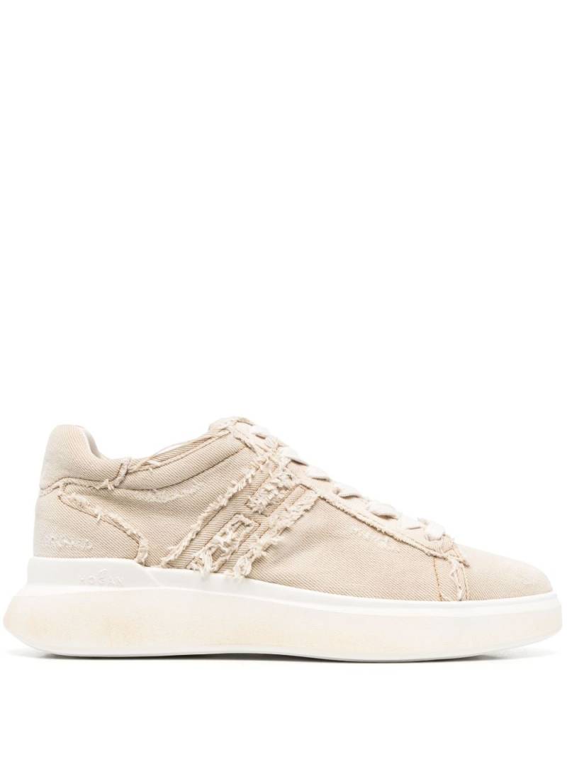 Hogan H580 distressed-effect low-top canvas sneakers - Neutrals von Hogan