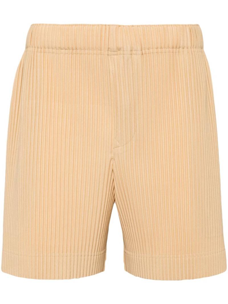 Homme Plissé Issey Miyake July pleated shorts - Yellow von Homme Plissé Issey Miyake