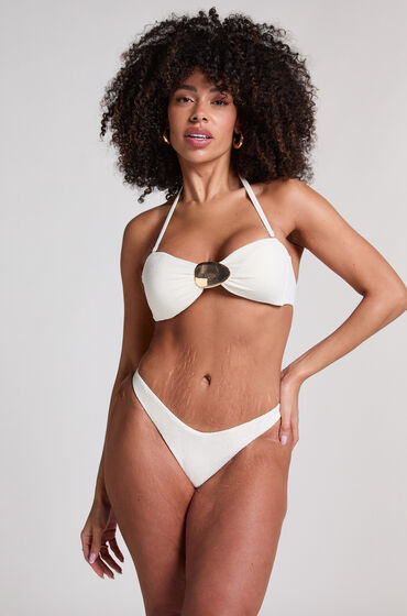 Hunkemöller Cabo Bikiniunterteil mit hohem Beinausschnitt Weiß Hunkemöller Cabo Bikiniunterteil mit hohem Beinausschnitt Weiß von Hunkemöller