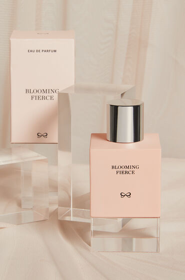Hunkemöller Eau de Parfum Blooming Fierce 50 ml Hunkemöller Eau de Parfum Blooming Fierce 50 ml von Hunkemöller