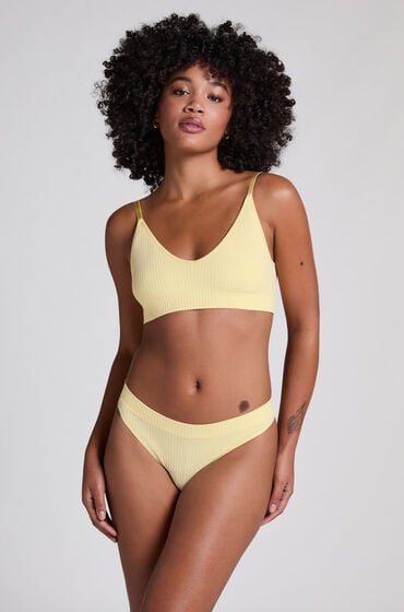 Hunkemöller Hoch ausgeschnittener String Dianne Gelb Hunkemöller Hoch ausgeschnittener String Dianne Gelb von Hunkemöller