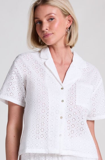 Hunkemöller Jacke Broiderie Anglaise Weiß Hunkemöller Jacke Broiderie Anglaise Weiß von Hunkemöller