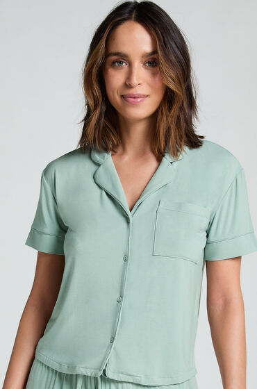 Hunkemöller Kurzärmelige Jersey-Jacke Essential grün Hunkemöller Kurzärmelige Jersey-Jacke Essential grün von Hunkemöller