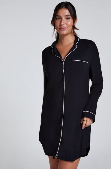 Hunkemöller Langärmeliges Jersey-Hemdkleid Essential Schwarz Hunkemöller Langärmeliges Jersey-Hemdkleid Essential Schwarz von Hunkemöller