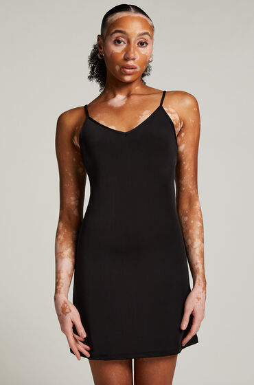 Hunkemöller Straffendes Unterkleid Schwarz Hunkemöller Straffendes Unterkleid Schwarz von Hunkemöller