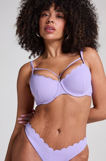 Hunkemöller Wattiertes Bügel-Bikinioberteil Scallop Lila Hunkemöller Wattiertes Bügel-Bikinioberteil Scallop Lila von Hunkemöller