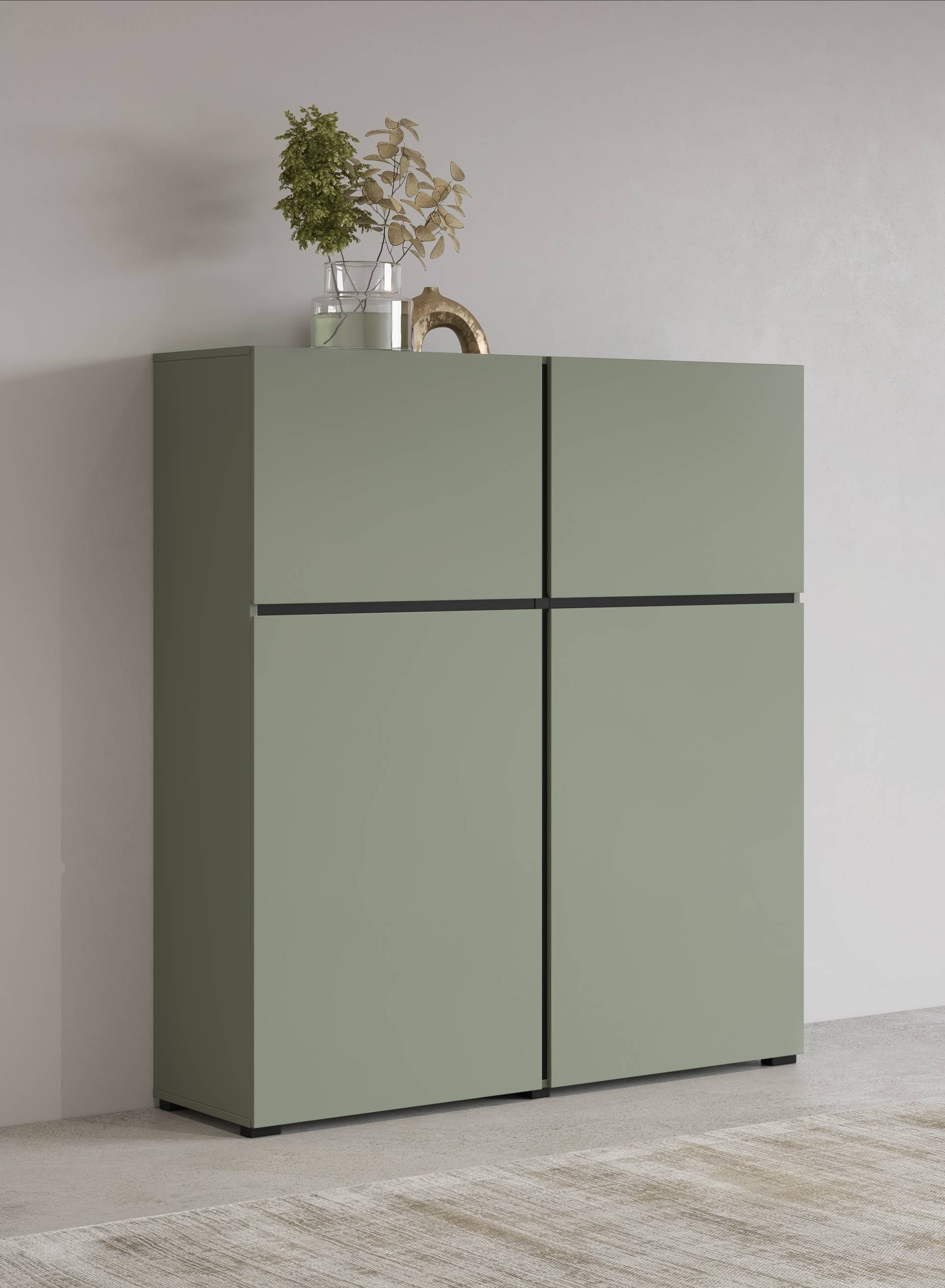 INOSIGN Highboard »Cross, moderne grifflose Hochkommode mit 4 Türen,Türkommode«, Hochschrank, Höhe 139 cm mit viel Stauraum, Einlegeböden verstellbar INOSIGN Highboard »Cross, moderne grifflose Hochkommode mit 4 Türen,Türkommode«, Hochschrank, Höhe 139 cm mit viel Stauraum, Einlegeböden verstellbar von INOSIGN