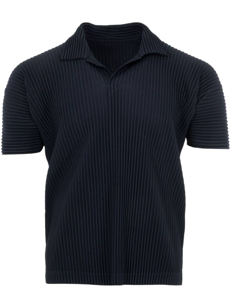 Issey Miyake pleated polo shirt - Blue von Issey Miyake