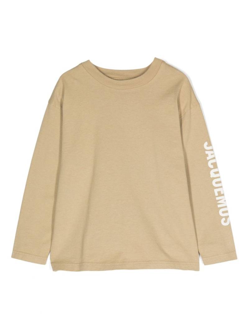 JACQUEMUS L'ENFANT logo-print long-sleeve T-shirt - Neutrals von JACQUEMUS L'ENFANT