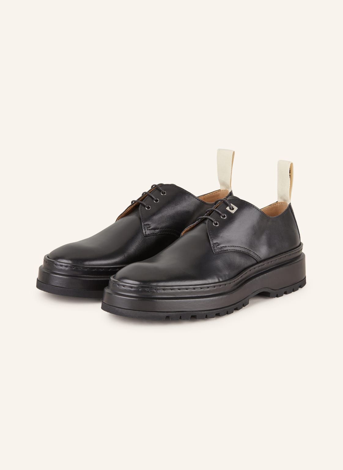 Jacquemus Schnürer Les Derbies Pavane schwarz Jacquemus Schnürer Les Derbies Pavane schwarz von JACQUEMUS