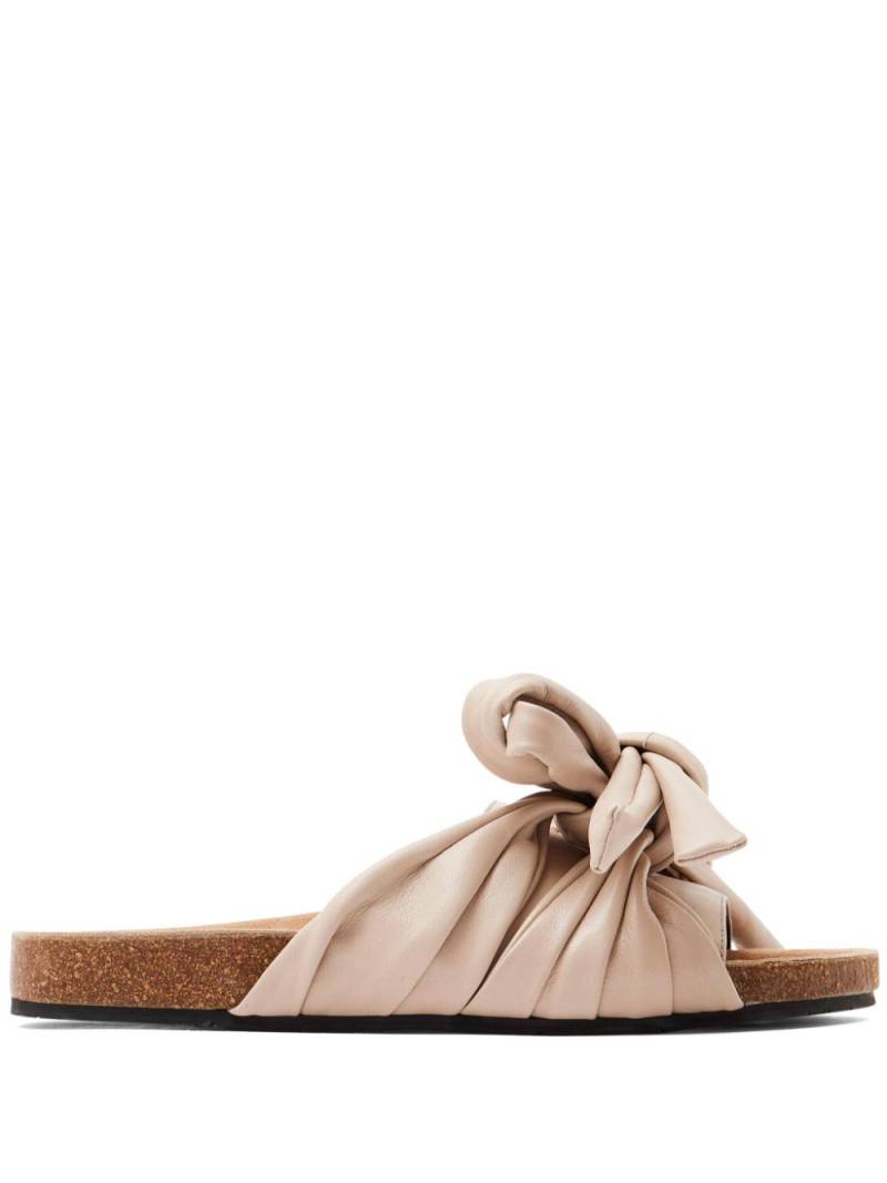 JW Anderson Bow flat sandals - Neutrals von JW Anderson