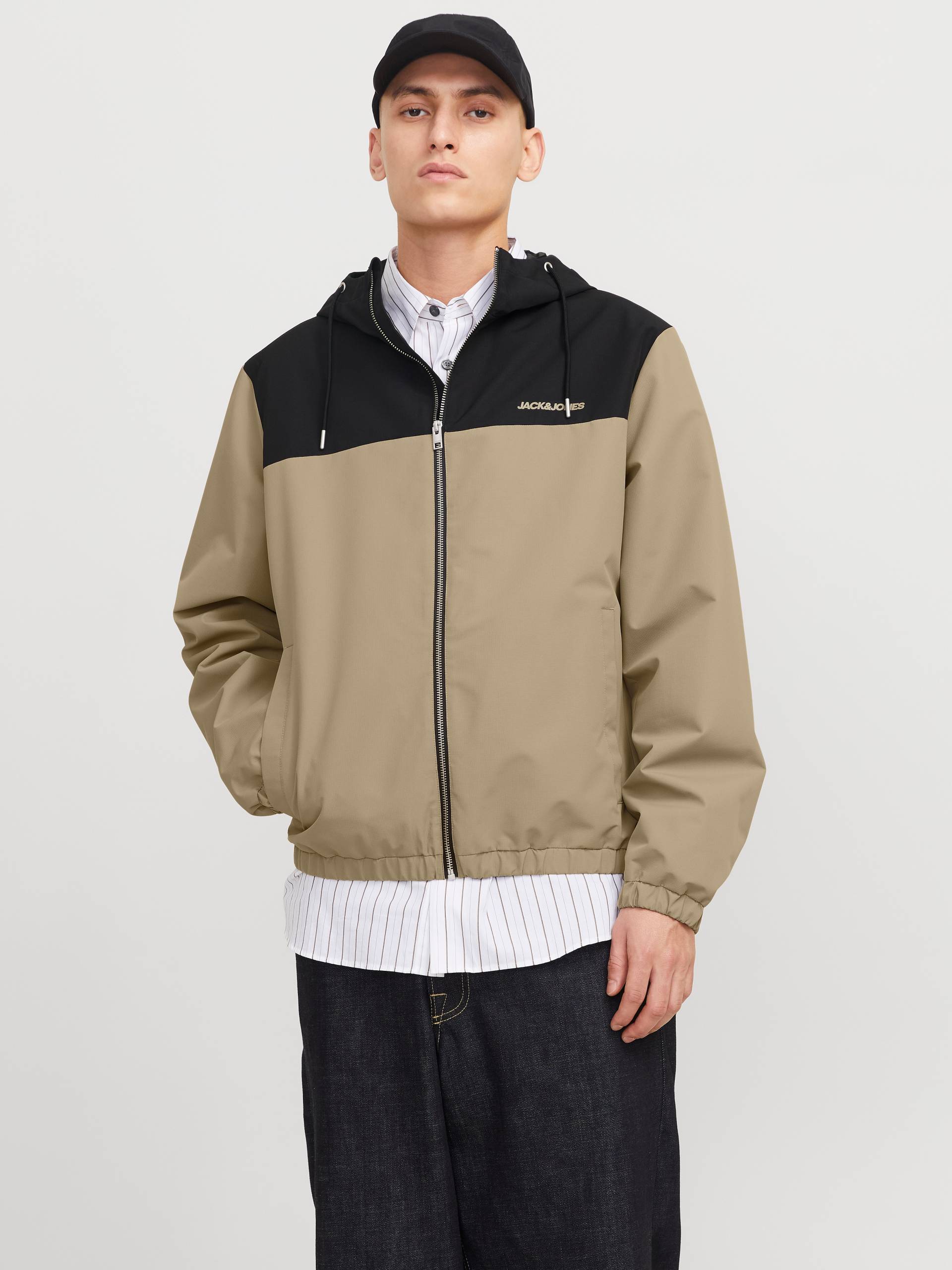 Jack & Jones Blouson »JJELEGACY LIGHT JACKET HOOD NOOS«, mit Kapuze, mit Logo Schriftzug von Jack & Jones