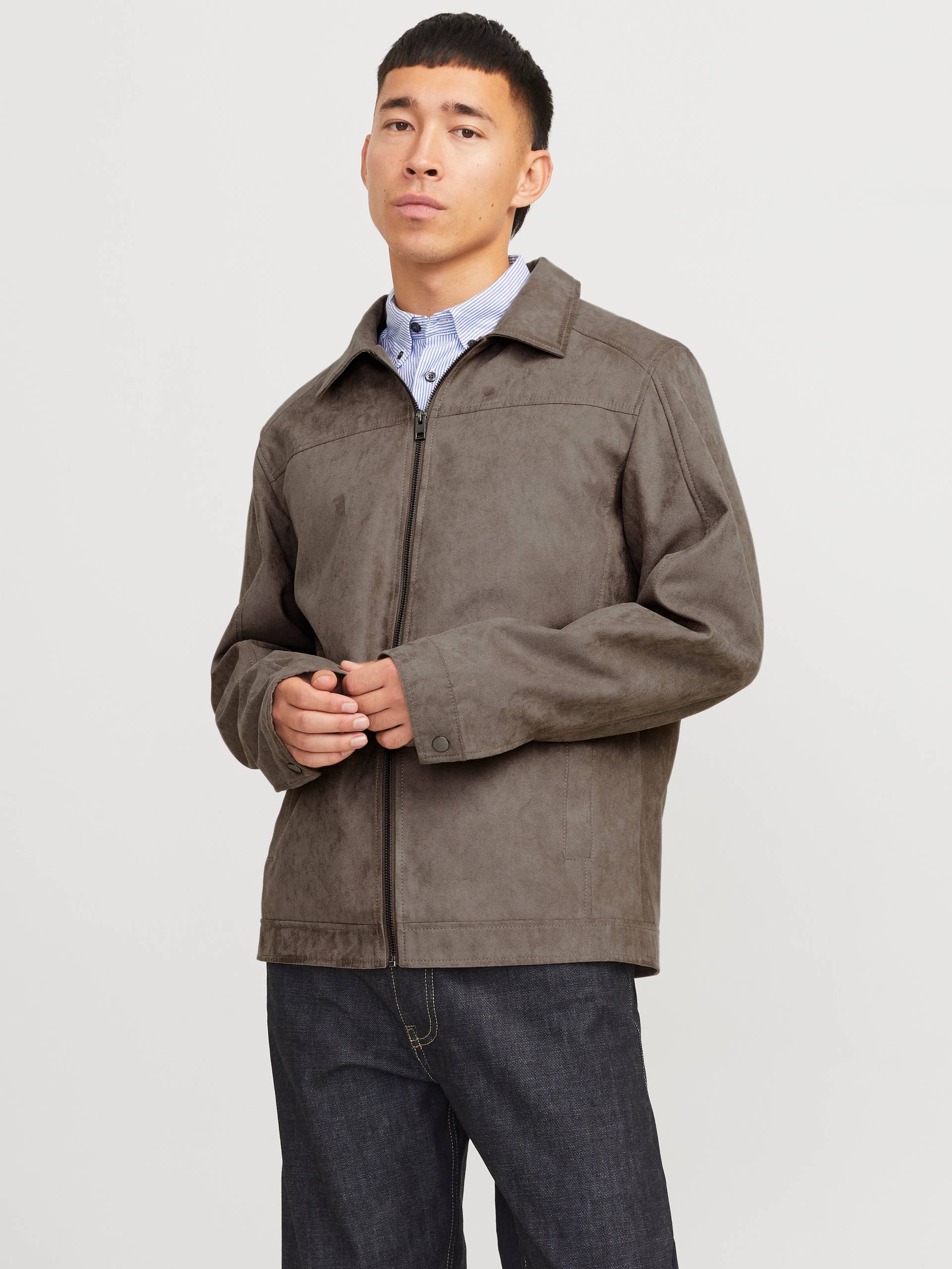 Jack & Jones Hemdjacke »JJEDYLAN SHACKET NOOS«, ohne Kapuze, mit Fly-Away Kragen Jack & Jones Hemdjacke »JJEDYLAN SHACKET NOOS«, ohne Kapuze, mit Fly-Away Kragen von Jack & Jones
