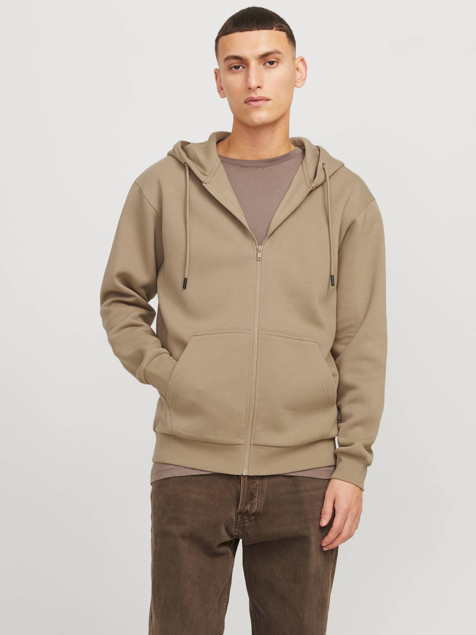 Jack & Jones Kapuzensweatjacke »JJEBRADLEY SWEAT ZIP HOOD NOOS«, mit Kapuze Jack & Jones Kapuzensweatjacke »JJEBRADLEY SWEAT ZIP HOOD NOOS«, mit Kapuze von Jack & Jones