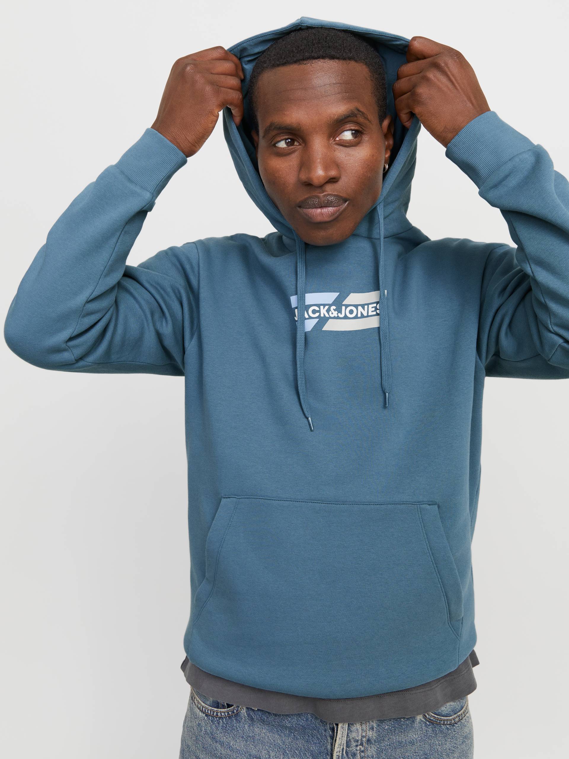Jack & Jones Kapuzensweatshirt »JJECORP GRAPHIC SWEAT HOOD NOOS«, mit Logo Print Jack & Jones Kapuzensweatshirt »JJECORP GRAPHIC SWEAT HOOD NOOS«, mit Logo Print von Jack & Jones