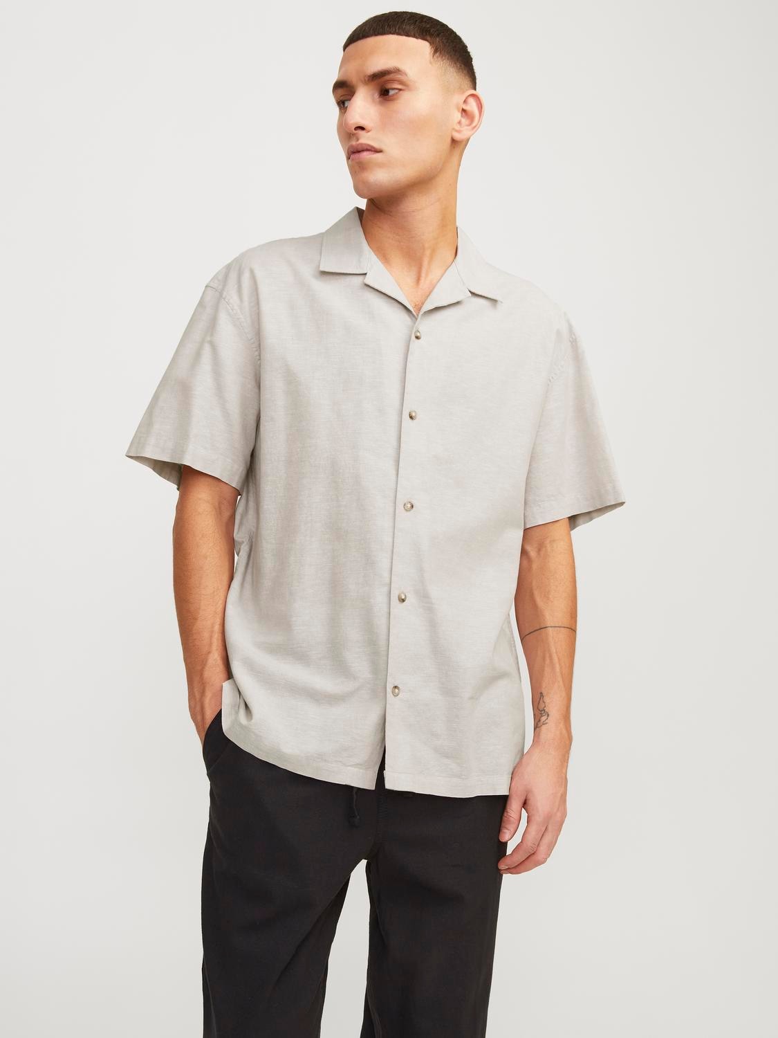 Jack & Jones Kurzarmhemd »JJESUMMER RESORT LINEN BLEND SHIRT SS SN« von Jack & Jones