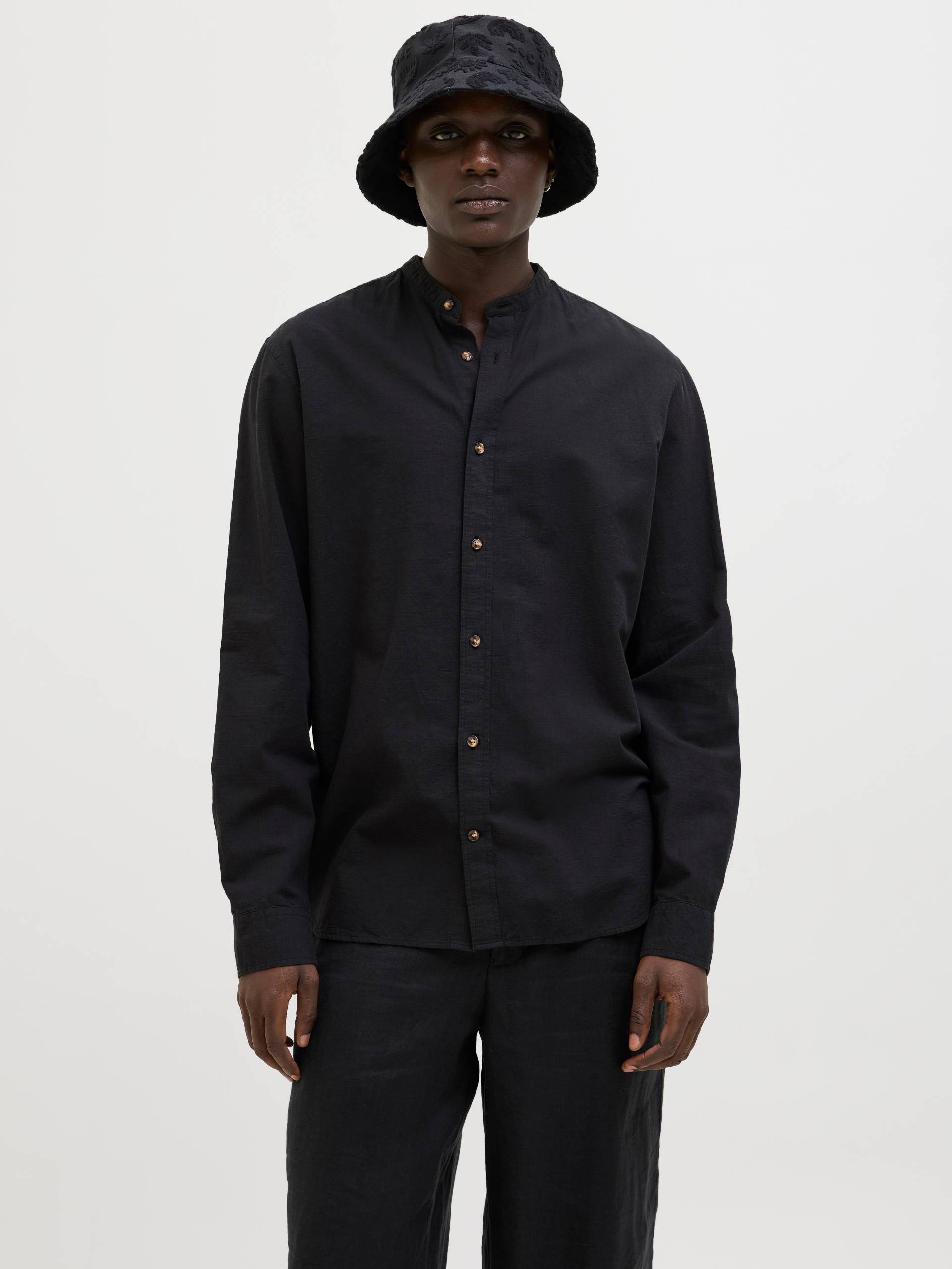 Jack & Jones Langarmhemd »JJESUMMER BAND SHIRT LS SN«, mit Bandkragen Jack & Jones Langarmhemd »JJESUMMER BAND SHIRT LS SN«, mit Bandkragen von Jack & Jones