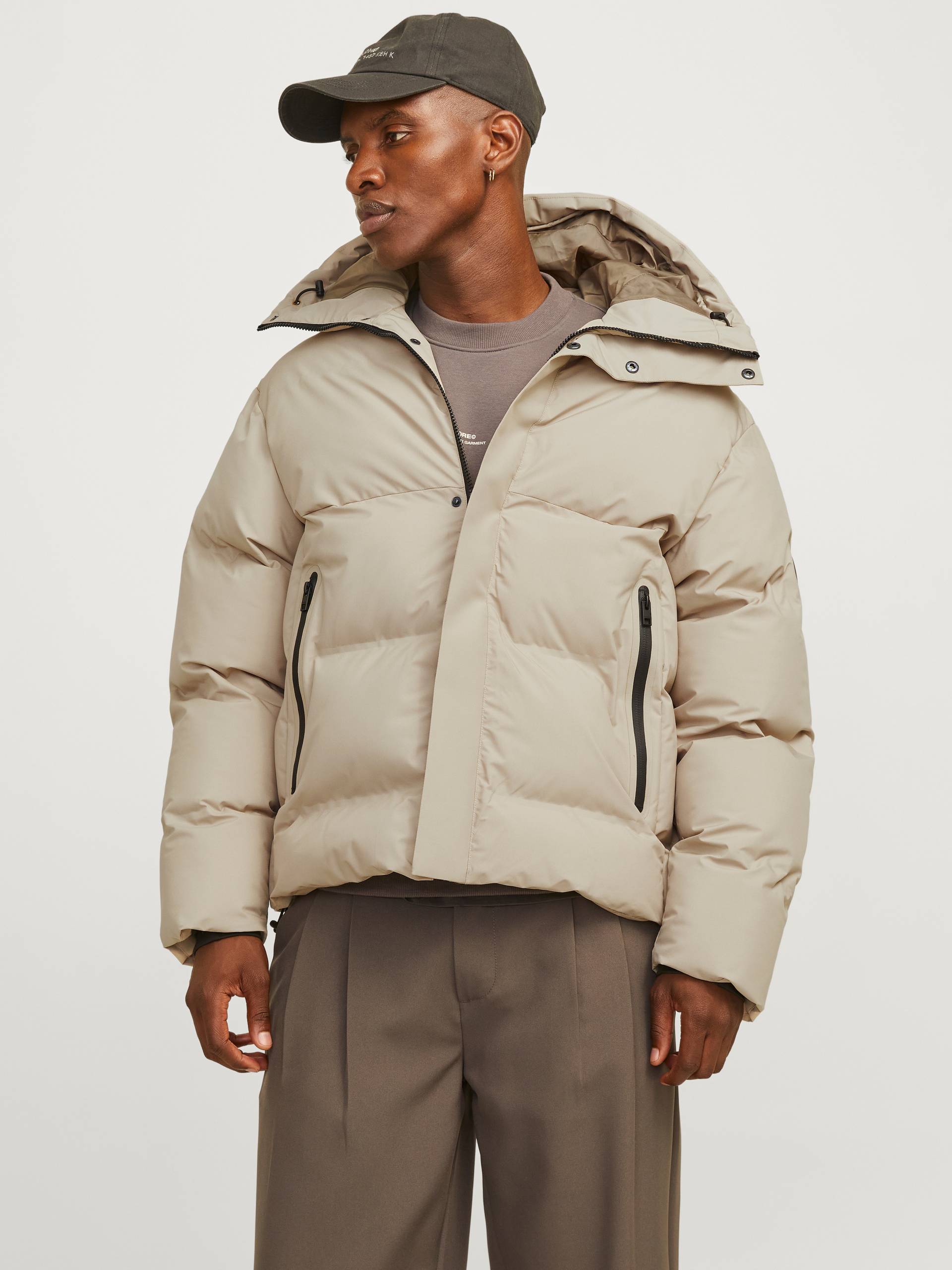 Jack & Jones Steppjacke »JCOALPHA PUFFER SN«, mit Kapuze Jack & Jones Steppjacke »JCOALPHA PUFFER SN«, mit Kapuze von Jack & Jones
