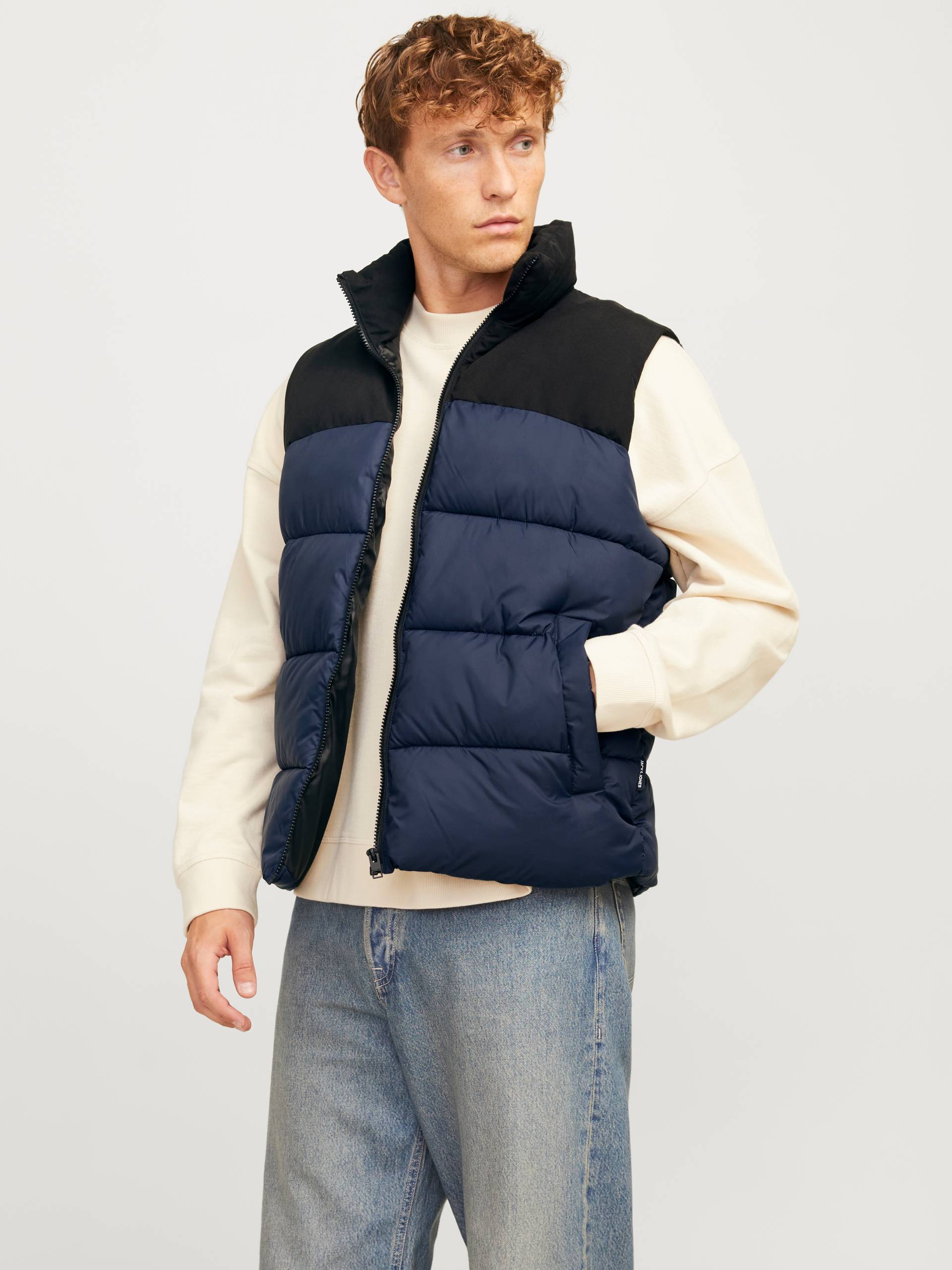 Jack & Jones Steppweste »JJMOON BODYWARMER STAND COLLAR« Jack & Jones Steppweste »JJMOON BODYWARMER STAND COLLAR« von Jack & Jones