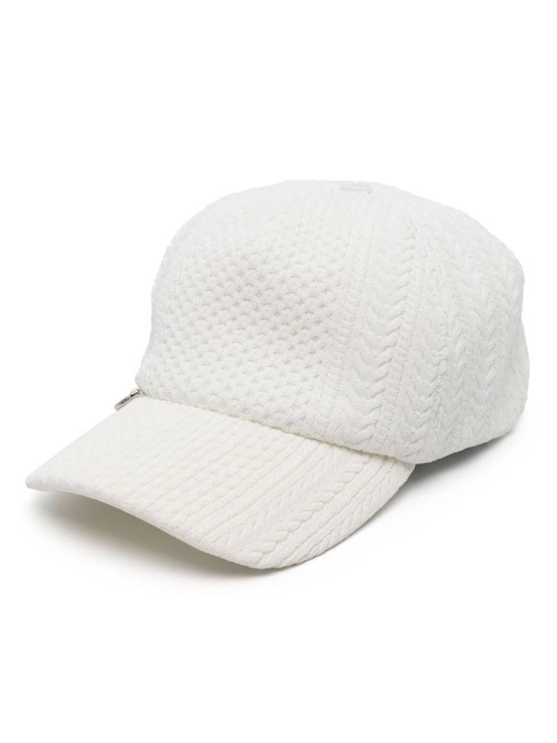 Jacquemus La Casquette Belo cable-knit cap - White von Jacquemus