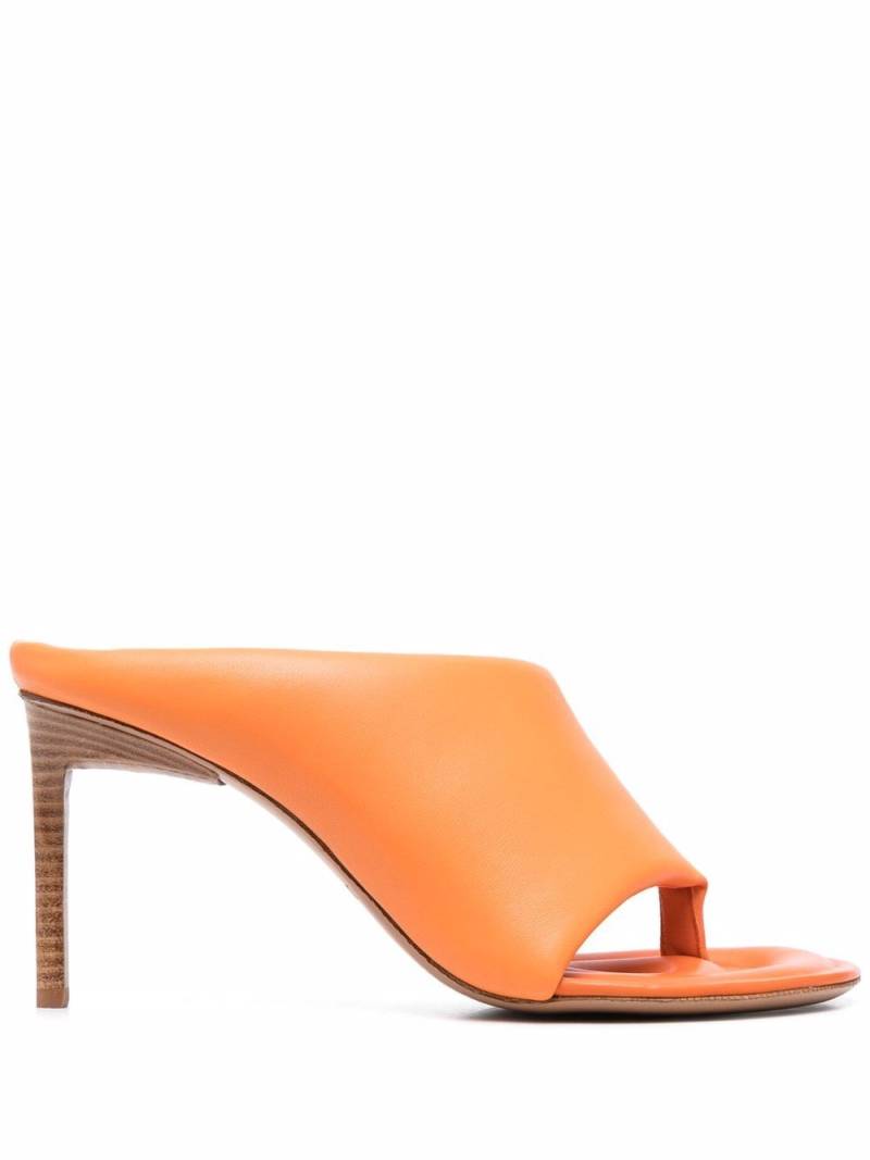 Jacquemus asymmetric-design open-toe mules - Orange von Jacquemus