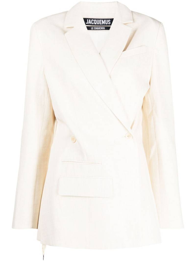 Jacquemus asymmetric double-breasted blazer - Neutrals von Jacquemus