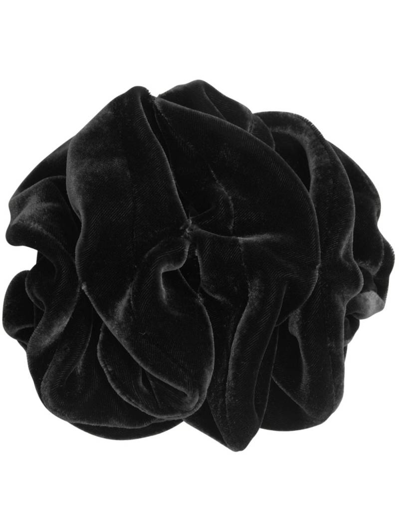 Jennifer Behr Marion velvet flower hairclip - Black von Jennifer Behr