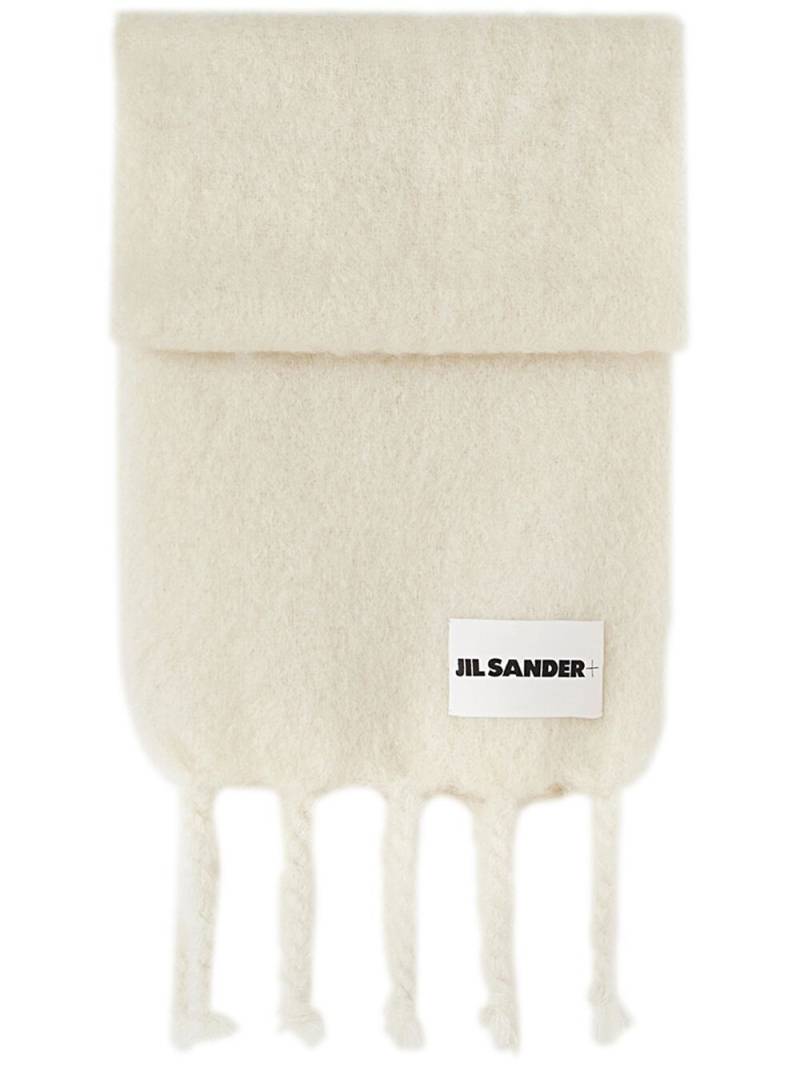 Jil Sander logo-patch chunky-knit scarf - Neutrals von Jil Sander