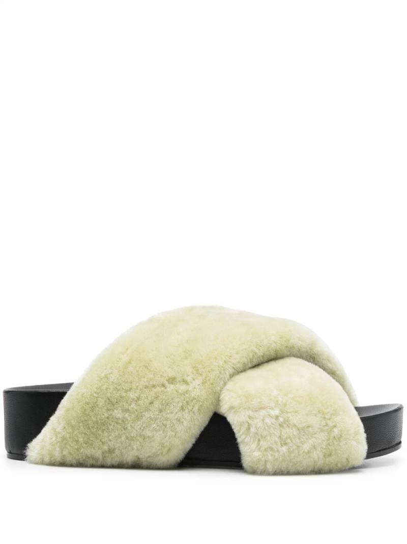 Jil Sander shearling cross-over sandals - Green von Jil Sander