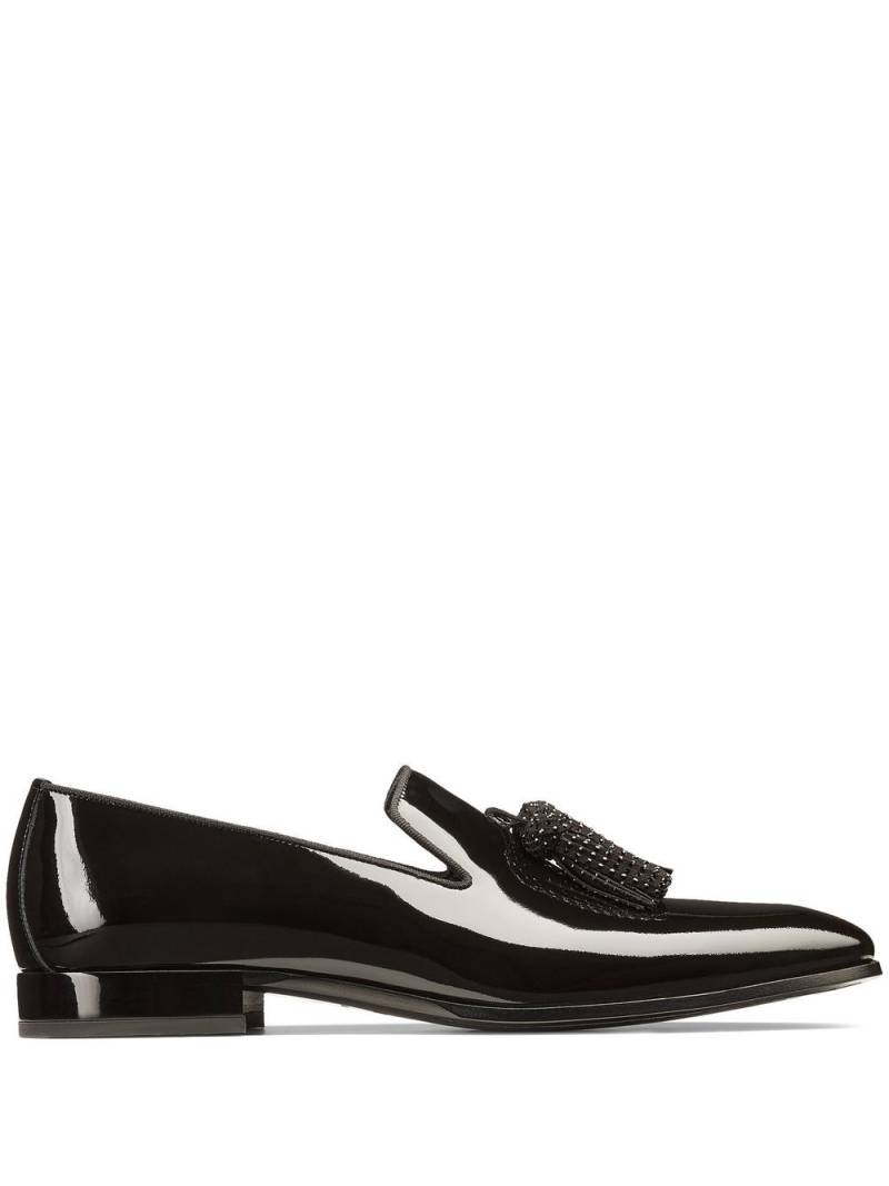 Jimmy Choo tassel-trim patent-finish loafers - Black von Jimmy Choo