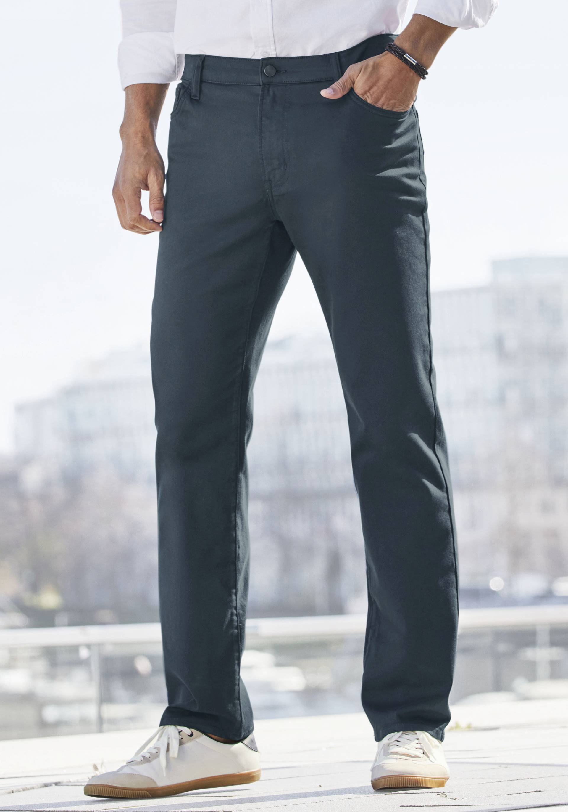 John Devin Chinohose »regular-fit, 5-Pocket-Hose«, aus elastischer Baumwoll-Qualität von John Devin